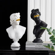 This modern David Resin Statue Sculpture can give a unique touch to your Living room, bedroom, or office.
Size: Long: 16cm Wide: 15cm High: 29cm
Note: 1cm = 0.39 in
David Resin Statue SculptureBlak Outlet